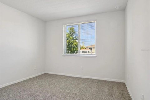 House in Parrish, Florida 4 bedrooms, 259.48 sq.m. № 2322587 - photo 3
