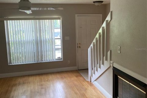 Adosado en alquiler en Winter Springs, Florida, 2 dormitorios, 83.24 m2 № 2287499 - foto 2