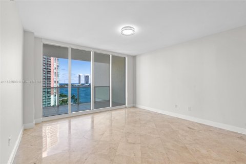 Condo in Aventura, Florida, 3 bedrooms  № 1951782 - photo 10