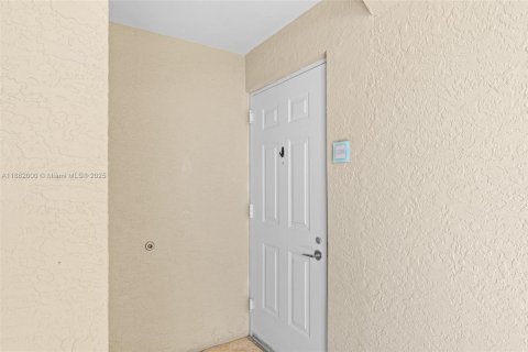 Condo in Aventura, Florida, 3 bedrooms  № 1951782 - photo 5