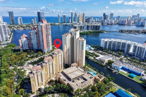 Condo in Aventura, Florida, 3 bedrooms  № 1951782 - photo 1