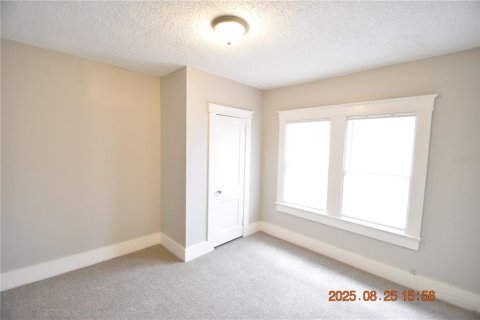 Villa ou maison à louer à Tampa, Floride: 3 chambres, 122.63 m2 № 1894163 - photo 24