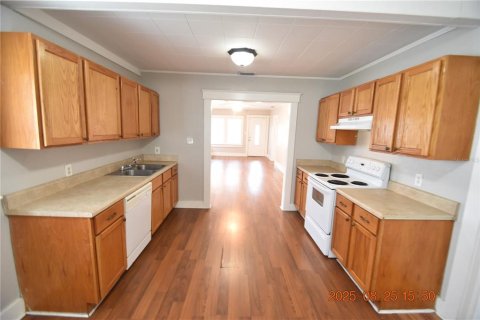 Villa ou maison à louer à Tampa, Floride: 3 chambres, 122.63 m2 № 1894163 - photo 12