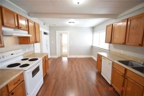 Villa ou maison à louer à Tampa, Floride: 3 chambres, 122.63 m2 № 1894163 - photo 11