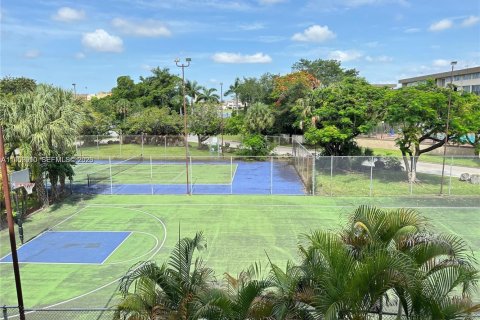 Купить кондоминиум в Майами, Флорида 2 спальни, 101.73м2, № 2008621 - фото 14