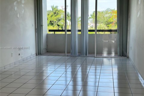 Купить кондоминиум в Майами, Флорида 2 спальни, 101.73м2, № 2008621 - фото 6