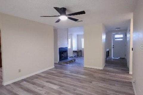 Casa en venta en Lake Mary, Florida, 3 dormitorios, 181.35 m2 № 1640006 - foto 5