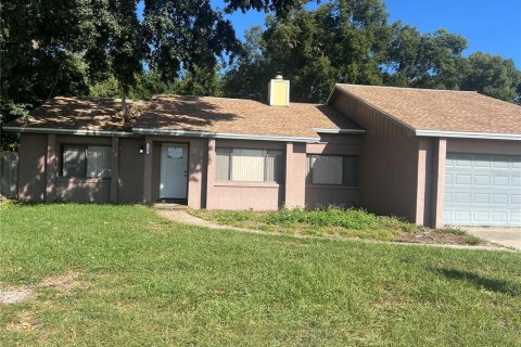 Casa en venta en Lake Mary, Florida, 3 dormitorios, 181.35 m2 № 1640006 - foto 1
