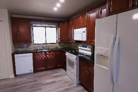 Casa en venta en Lake Mary, Florida, 3 dormitorios, 181.35 m2 № 1640006 - foto 17