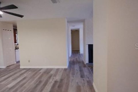 Casa en venta en Lake Mary, Florida, 3 dormitorios, 181.35 m2 № 1640006 - foto 3