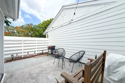 Condominio en venta en Miami, Florida, 2 dormitorios, 68.56 m2 № 1823915 - foto 14