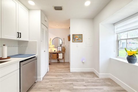Condominio en venta en Miami, Florida, 2 dormitorios, 68.56 m2 № 1823915 - foto 6