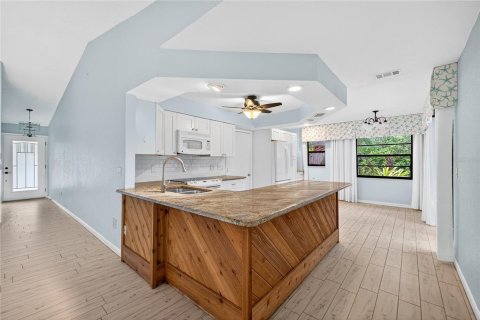 Купить виллу или дом в Семинол, Флорида 5 комнат, 128.95м2, № 1910804 - фото 10