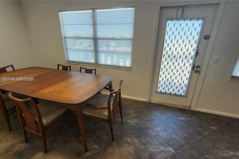 Copropriété à vendre à Deerfield Beach, Floride: 2 chambres, 92.9 m2 № 2029270 - photo 5