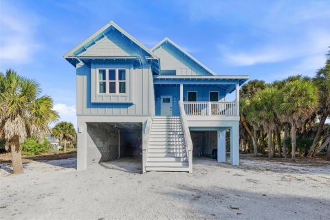 House in Placida, Florida 3 bedrooms, 148.36 sq.m. № 2108093 - photo 2