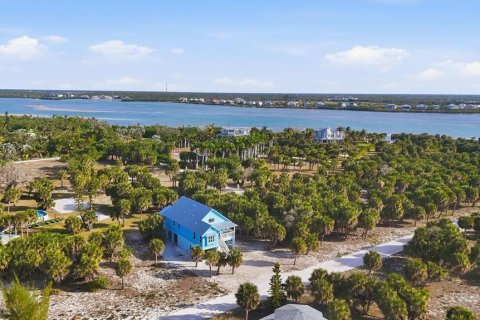 House in Placida, Florida 3 bedrooms, 148.36 sq.m. № 2108093 - photo 6