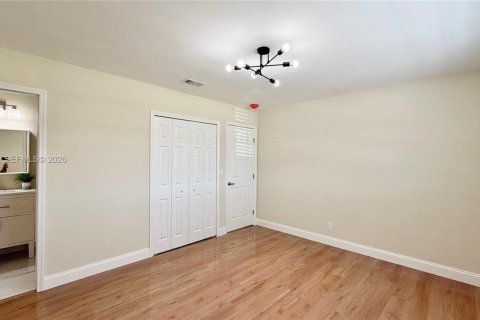 Casa en venta en Lauderhill, Florida, 3 dormitorios, 133.31 m2 № 2179644 - foto 29