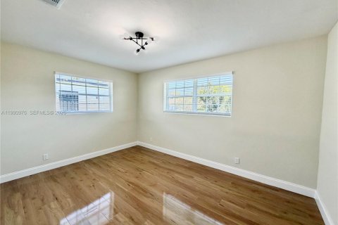 Casa en venta en Lauderhill, Florida, 3 dormitorios, 133.31 m2 № 2179644 - foto 27