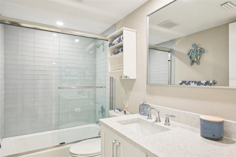 Copropriété à vendre à Sarasota, Floride: 2 chambres, 126.44 m2 № 2202758 - photo 20