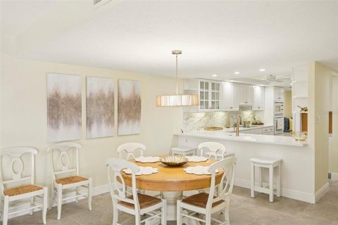 Copropriété à vendre à Sarasota, Floride: 2 chambres, 126.44 m2 № 2202758 - photo 15