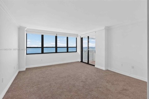 Copropriété à louer à Miami, Floride: 2 chambres, 174.84 m2 № 2023680 - photo 17