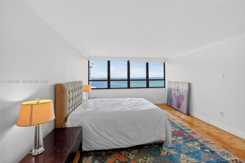 Copropriété à louer à Miami, Floride: 2 chambres, 174.84 m2 № 2023680 - photo 20