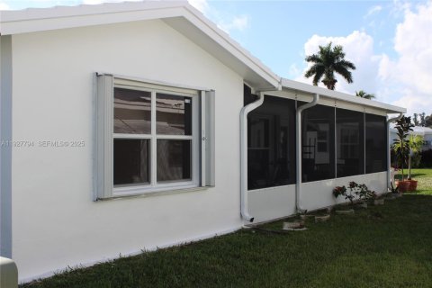 Casa en venta en Pompano Beach, Florida, 2 dormitorios, 129.51 m2 № 1987019 - foto 8