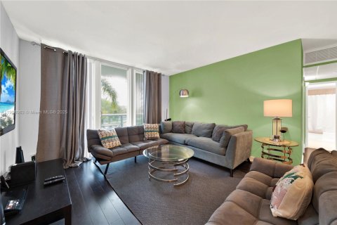 Купить кондоминиум в Холливуд, Флорида 2 спальни, 109.25м2, № 1956677 - фото 14