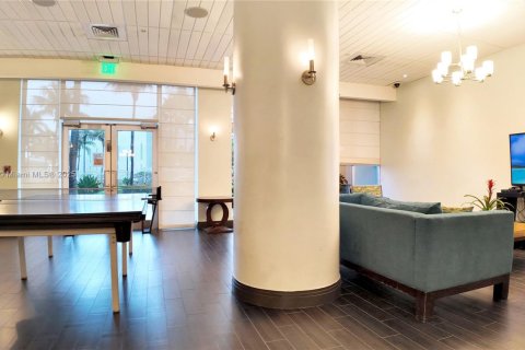 Купить кондоминиум в Холливуд, Флорида 2 спальни, 109.25м2, № 1956677 - фото 29