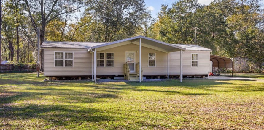 House in Jacksonville, Florida 3 bedrooms, 115.94 sq.m. № 865919