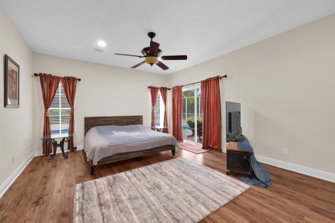 Villa ou maison à vendre à St. Lucie, Floride: 3 chambres, 191.29 m2 № 2383026 - photo 18