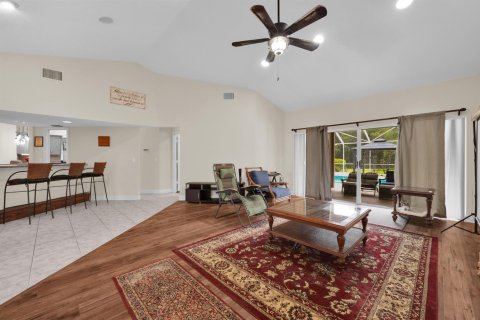 Villa ou maison à vendre à St. Lucie, Floride: 3 chambres, 191.29 m2 № 2383026 - photo 7