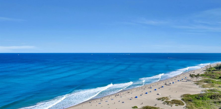 Condo in Riviera Beach, Florida, 2 bedrooms  № 2146393
