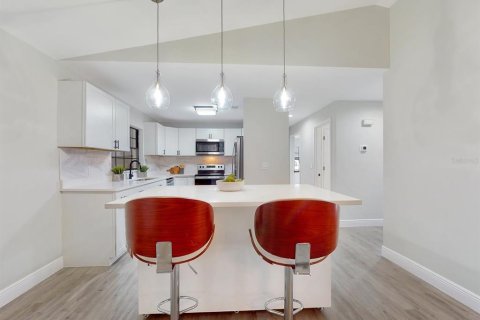 Casa en venta en Kissimmee, Florida, 3 dormitorios, 184.5 m2 № 1900201 - foto 16