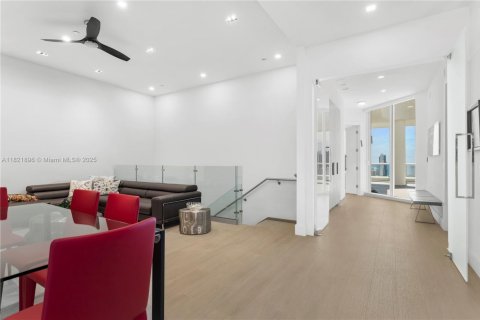 Condominio en venta en Aventura, Florida, 4 dormitorios, 402.36 m2 № 1937996 - foto 23
