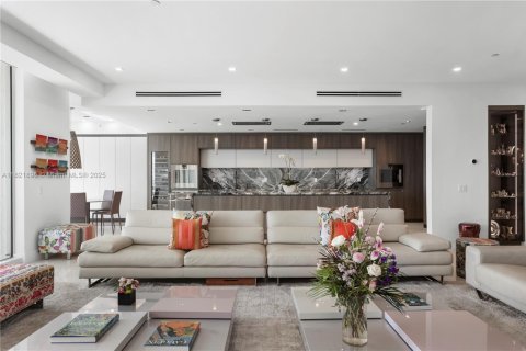 Condominio en venta en Aventura, Florida, 4 dormitorios, 402.36 m2 № 1937996 - foto 6