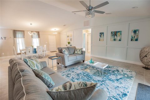 Villa ou maison à vendre à Punta Gorda, Floride: 3 chambres, 144.18 m2 № 2210223 - photo 5