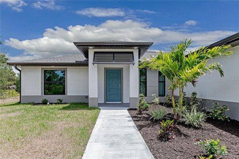 Villa ou maison à vendre à Punta Gorda, Floride: 3 chambres, 144.18 m2 № 2210223 - photo 2