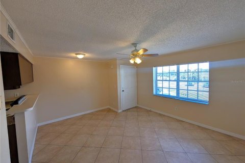 Appartement à louer à Tampa, Floride: 1 chambre, 53.51 m2 № 2424393 - photo 2