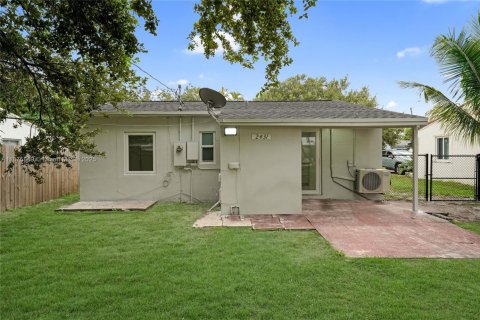 Casa en venta en Hollywood, Florida, 2 dormitorios, 80.08 m2 № 1926897 - foto 14