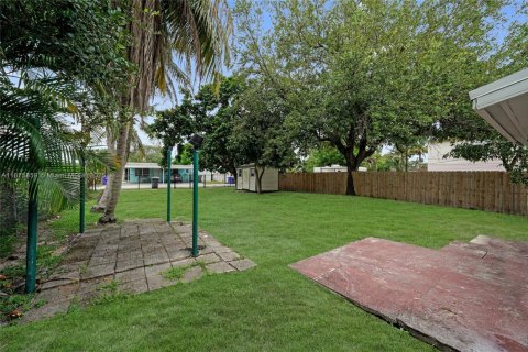 Casa en venta en Hollywood, Florida, 2 dormitorios, 80.08 m2 № 1926897 - foto 12
