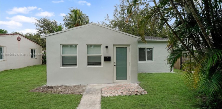 Casa en Hollywood, Florida 2 dormitorios, 80.08 m2 № 1926897