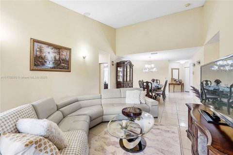 Купить кондоминиум в Коконат Крик, Флорида 1 комната, 99.41м2, № 1980268 - фото 13