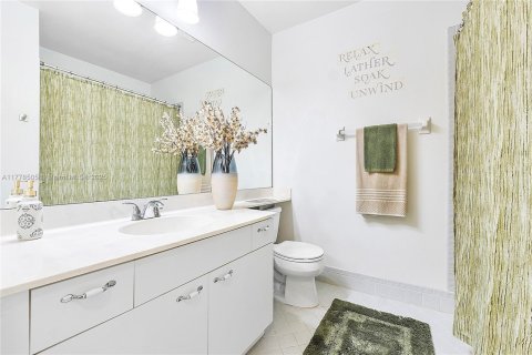 Купить кондоминиум в Коконат Крик, Флорида 1 комната, 99.41м2, № 1980268 - фото 21