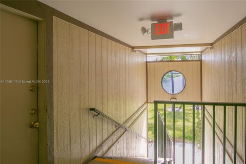 Copropriété à vendre à Tamarac, Floride: 2 chambres, 97.55 m2 № 1961207 - photo 14