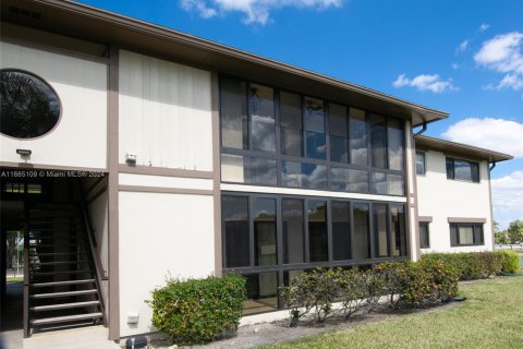 Copropriété à vendre à Tamarac, Floride: 2 chambres, 97.55 m2 № 1961207 - photo 15