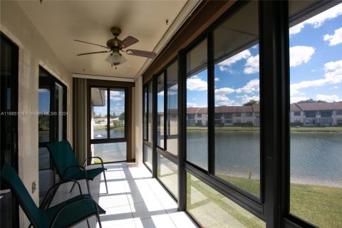 Copropriété à vendre à Tamarac, Floride: 2 chambres, 97.55 m2 № 1961207 - photo 12