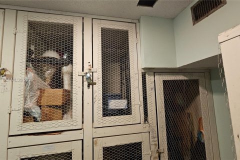 Condo in Tamarac, Florida, 1 bedroom  № 2027329 - photo 21