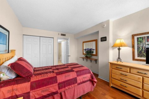 Condo in Saint Petersburg, Florida, 2 bedrooms  № 1847569 - photo 20