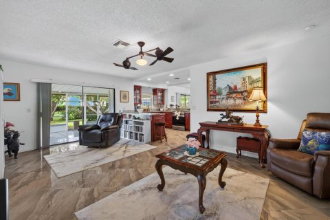 Casa en venta en Port St. Lucie, Florida, 3 dormitorios, 171.22 m2 № 2385142 - foto 17